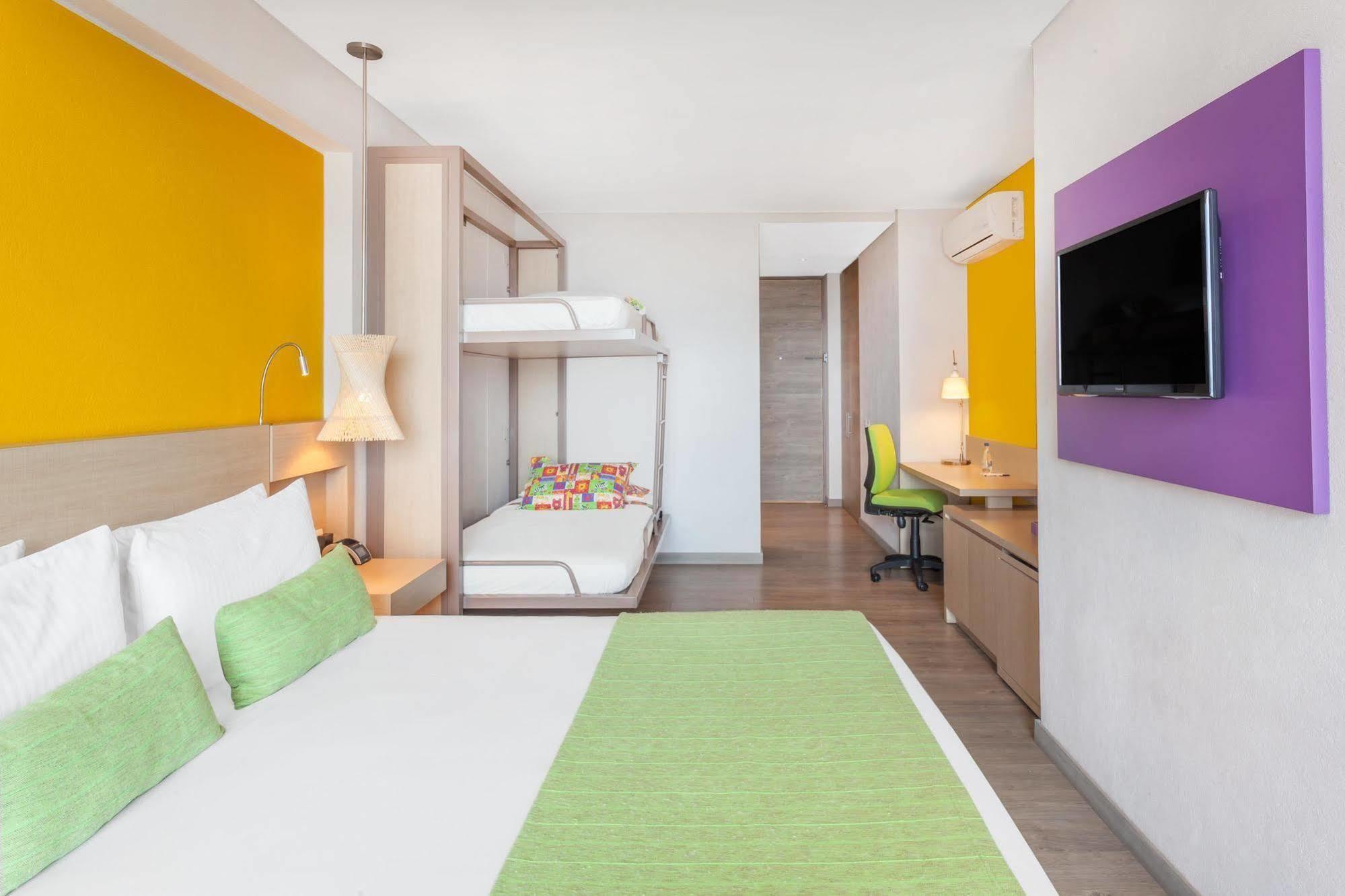 Hotel Bari Bucaramanga Exteriör bild